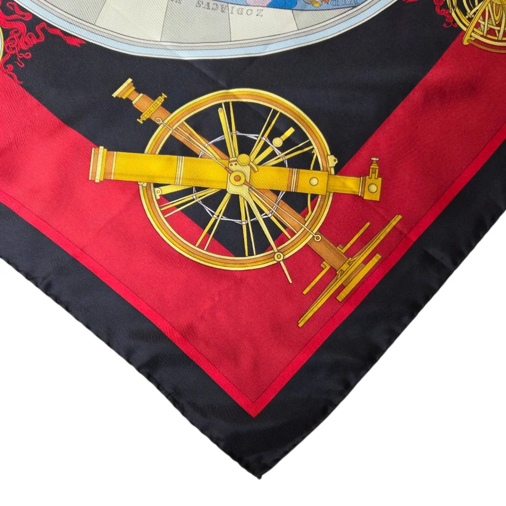 Gucci Vintage Zodiac Silk Scarf Carré 34" Astrology Made in Italy - Picture 14 of 16